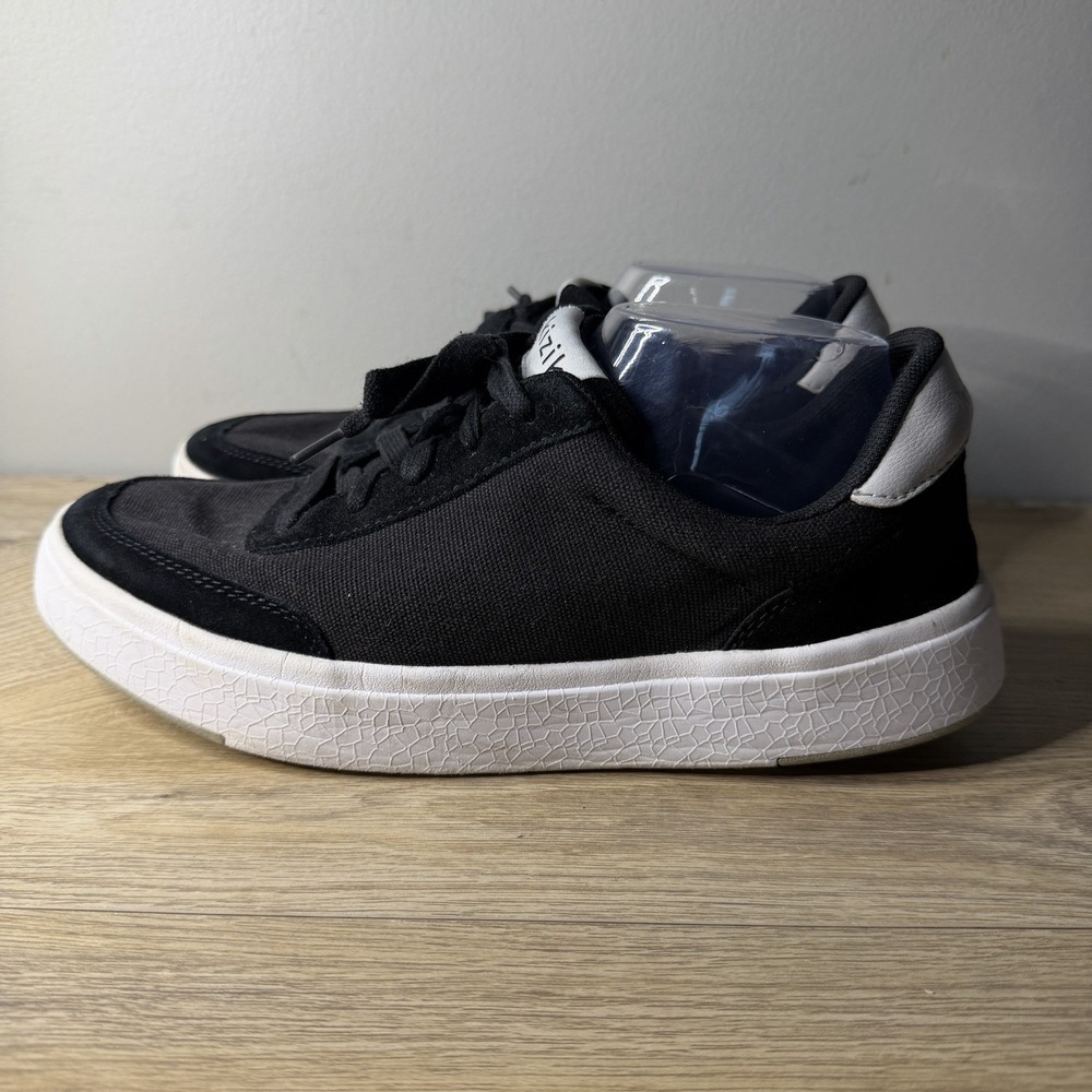 Kizik Prague Black White Hands Free Slip On Sneakers Men Size 8 Wide‎ 2E Shoes